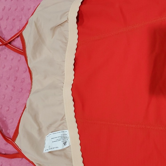 🤑FOR BUNDLES ONLY 🤑 BALTEX SWIM TANKIN - Picture 5 of 5